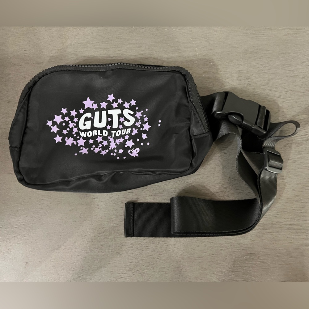 Olivia Rodrigo NEW "GUTS World Tour" VIP exclusive bag